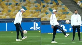 Ancelotti, de 62 años, la 'rompe' dominando el balón en Santiago Bernabéu