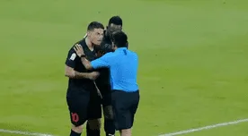 Perdió los papeles: James Rodríguez casi le pega a un árbitro en Qatar