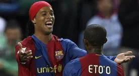 ¡Como los viejos tiempos! Eto'o y Ronaldinho y un emotivo abrazo