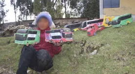 Ingenioso niño huancavelicano construye flotas de buses de cartón y es viral en redes