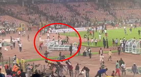 ¡Inaceptable! Hinchas de Nigeria invadieron campo y destrozaron todo tras quedarse sin Mundial