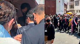 Pedro Castillo en Tacna: ciudadanos abuchearon al presidente y le tiraron huevos