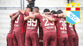 Futbolista de Cristal enciende las redes tras posar en foto junto a seleccionados de la 'U'