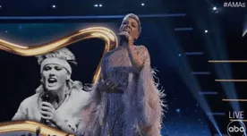 AMAs 2022: Pink hace tributo a Olivia Newton-John cantando clásico de Grease