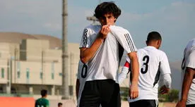 Pineau convirtió tremendo golazo ante Bolivia y besó el escudo de la Selección Peruana