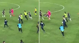 Carvallo le propinó una patada por detrás a Ramírez en la bronca entre jugadores - VIDEO
