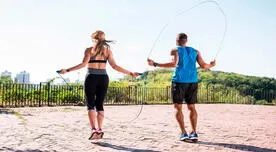 ¿Cuántas calorías puedes quemar saltando cuerda? El ejercicio que supera el salir a correr