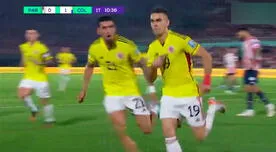 Rafael Santos Borré convirtió de penal el 1-0 de Colombia sobre Paraguay