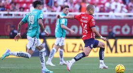 Con Chicharito de titular, Chivas perdió 1-2 con León por la Liga MX