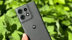 El iPhone 16 Pro Max envidia la pantalla rápida de 165Hz de este Motorola de 2023 y con precio de infarto