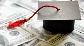 MALAS NOTICIAS para estudiantes en EE. UU.: gobierno de Trump anuncia EL FIN de los préstamos estudiantiles