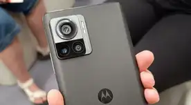 Este antiguo Motorola de 2022 es tan potente que supera al iPhone 17 con sus cámaras 8K y su precio más bajo