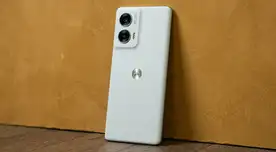 ¿Vale la pena comprar el Motorola Edge 50 Fusion en 2026? Qué precio tiene el celular POLED 120HZ, carga rápida y resistencia al agua