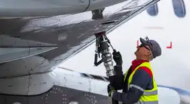 La crisis del petróleo se agrava por la Guerra entre Irán y EE.UU.; aerolíneas cancelan vuelos y suben precios