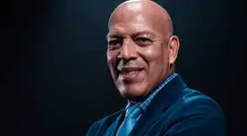 Sporting Cristal presentó a Roberto Mosquera como su entrenador: "Estoy de vuelta en casa" Sporting Cristal presentó a Roberto Mosquera como su entrenador: "Estoy de vuelta en casa"