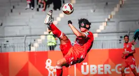 ¡De chalaca! Fabio Gruber marcó espectacular golazo en amistoso del Mainz ante Paris - VIDEO