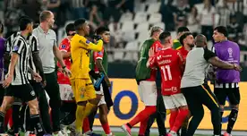 Jugadores de Botafogo se picaron y fueron a agredir al DT de Cienciano tras ser eliminados de la Copa Sudamericana