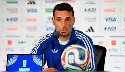 Scaloni y su contundente respuesta sobre supuesto favoritismo a Argentina en el Mundial: "El tema..."