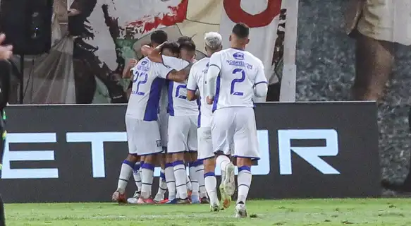 Alianza Atlético dio el golpe: ganó 2-1 a Universitario en el Monumental 