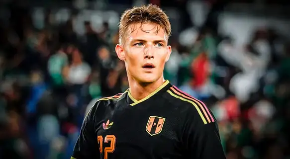 Oliver Sonne fue desconvocado de la selección peruana y no jugará ante Colombia