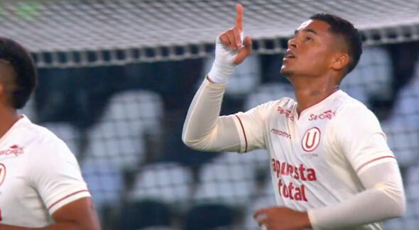 Olivares anotó su primer gol con Universitario ante Botafogo por Copa Libertadores 2024
