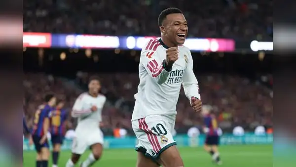 Real Madrid dio el golpe: con doblete de Mbappé, vencieron 2-1 al Barcelona en el Camp Nou