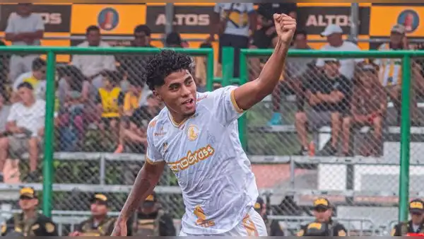 Juan Pablo II se bajó al líder Sport Huancayo: ganó por 2-0 en Chongoyape por el Clausura