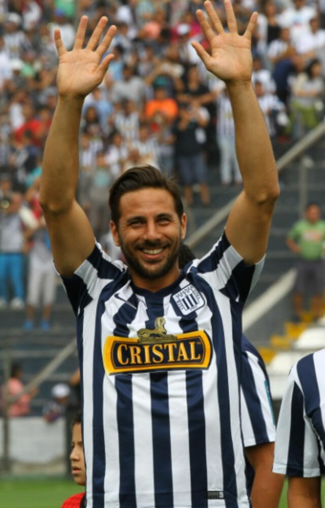 Claudio Pizarro con Alianza Lima.