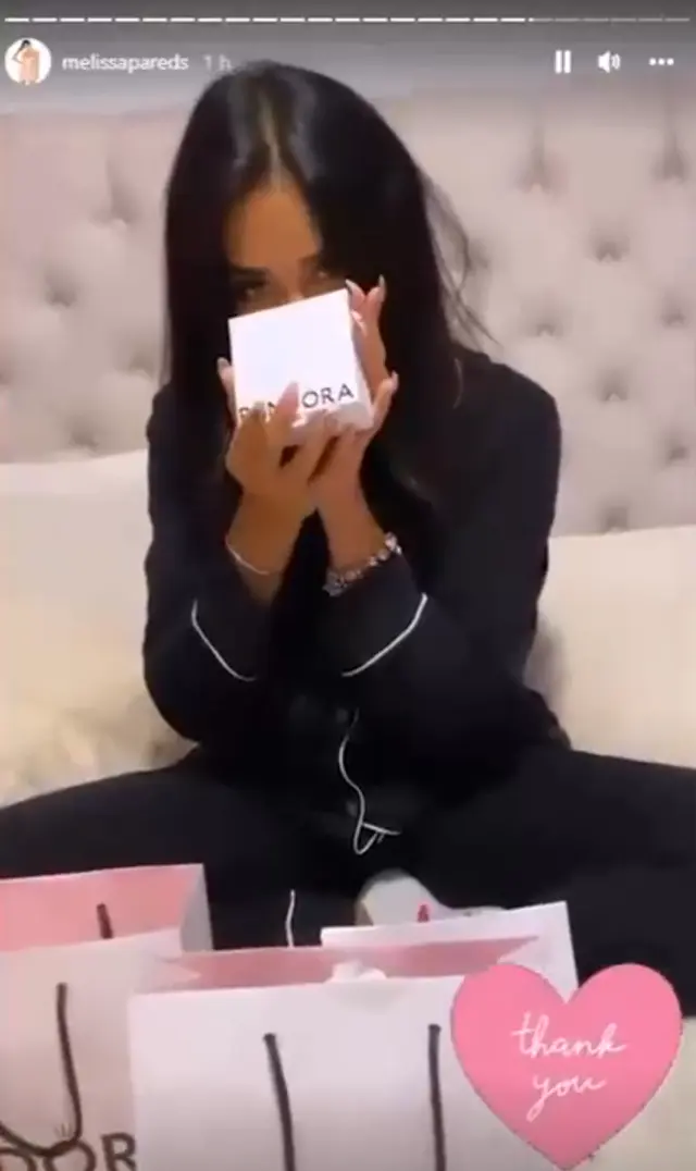 Melissa Paredes es sorprendida por el Día de la Madre