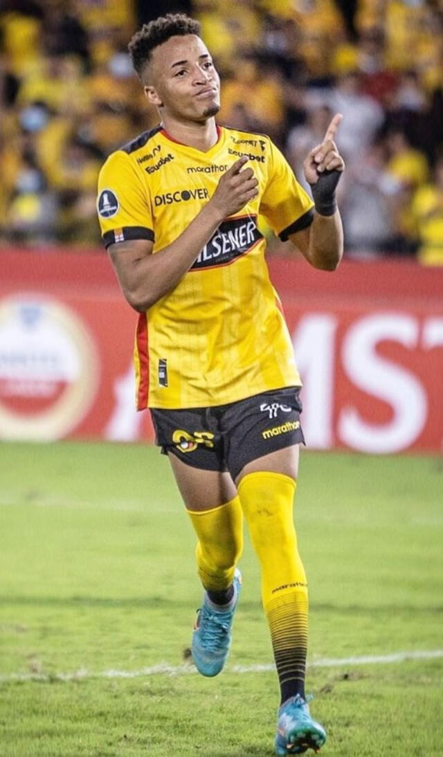 <strong>Byron Castillo con el Barcelona</strong>   