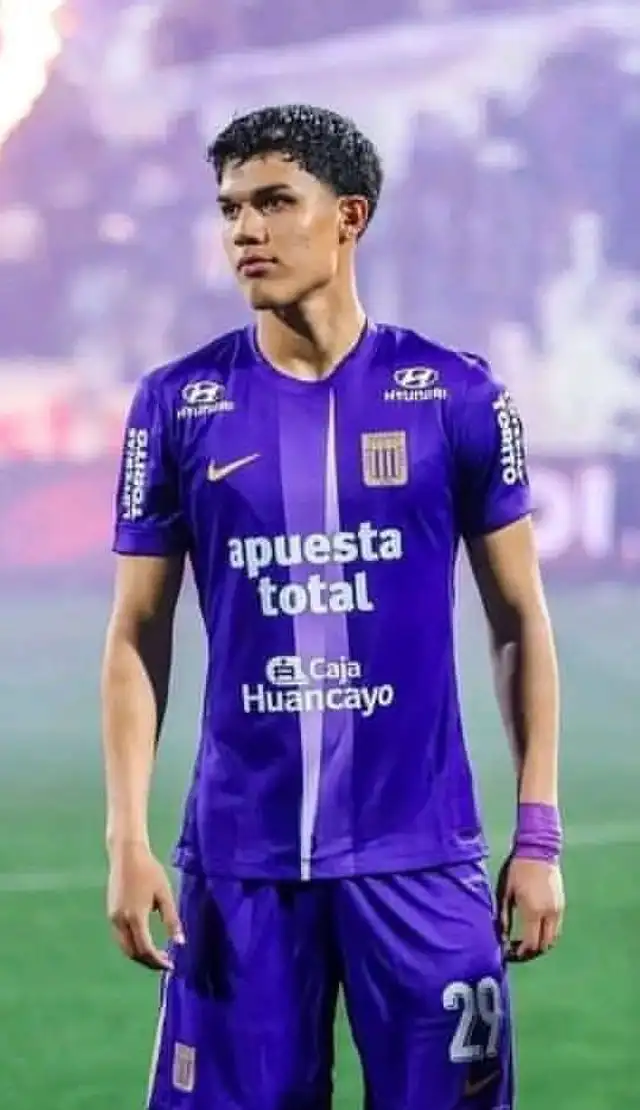Brian Arias Brian Arias