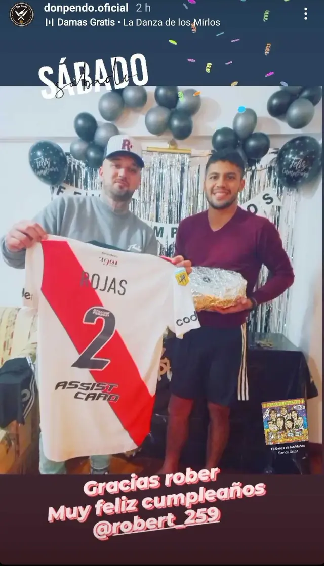 Robert Rojas sin muletas.
