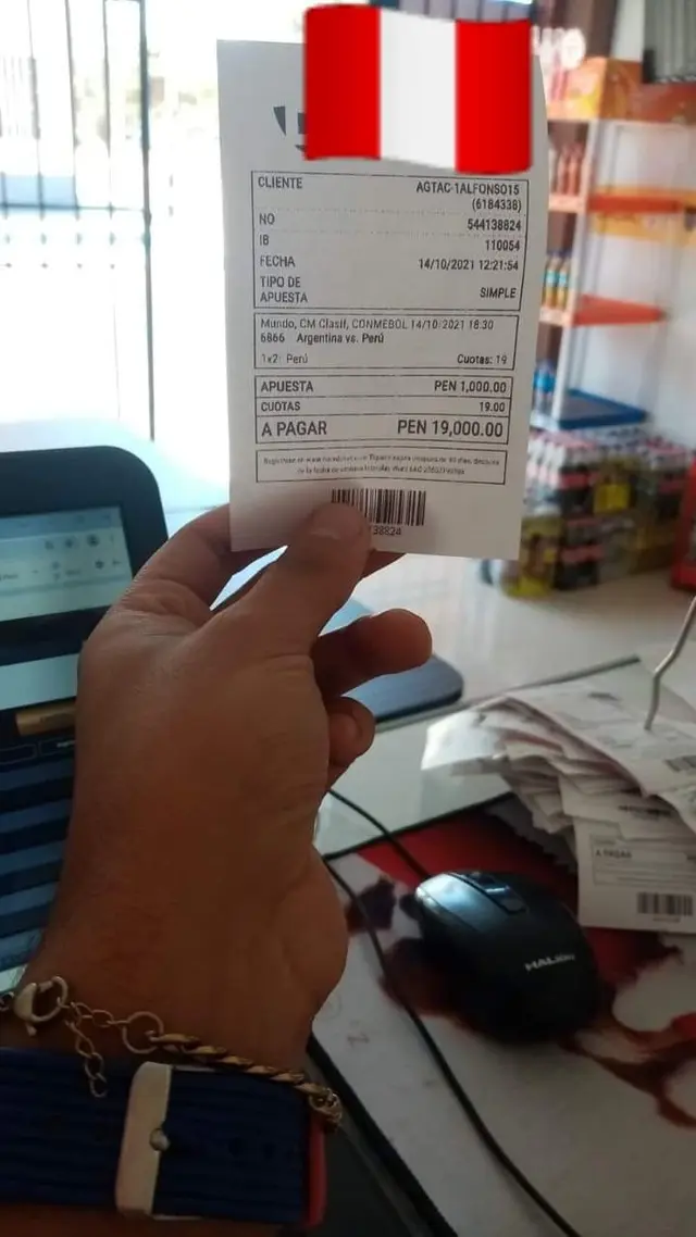 Hincha se vuelve viral por apostar 1000 soles a Perú contra Argentina