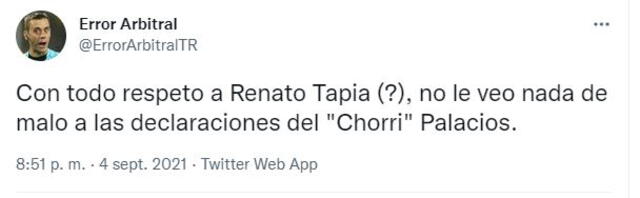 Hinchas responden a Tapia.   