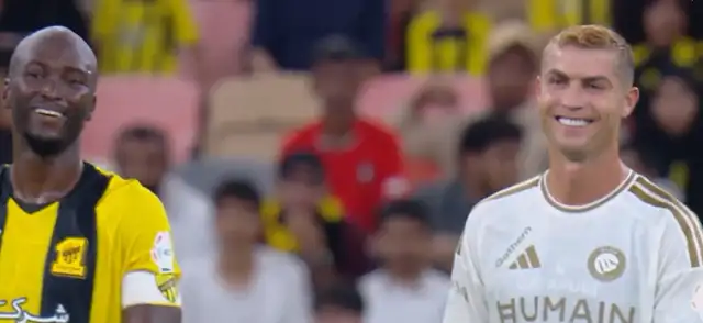 Momento donde Danilo Pereira y Cristiano Ronaldo se ríen Momento donde Danilo Pereira y Cristiano Ronaldo se ríen
