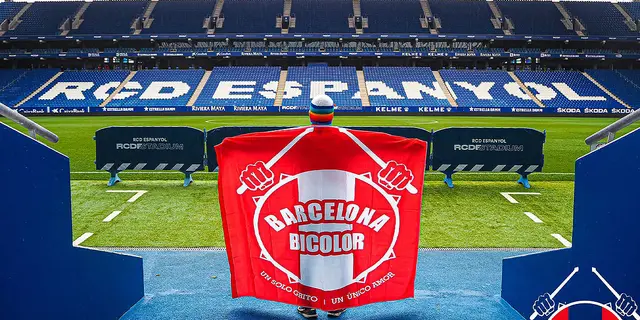 Presidente de Barcelona Bicolor reconociendo el RCDE Stadium donde jugará la Selección Peruana. Presidente de Barcelona Bicolor reconociendo el RCDE Stadium donde jugará la Selección Peruana.