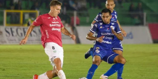 Antigua GFC vs. Cobán Imperial.