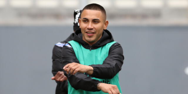 Jean Deza en el fútbol