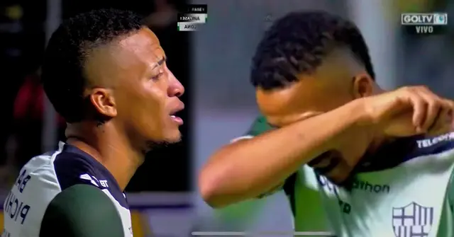 Byron Castillo llorando en partido de Barcelona SC-