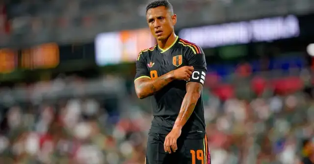 Yoshimar Yotún, Selección Peruana, México