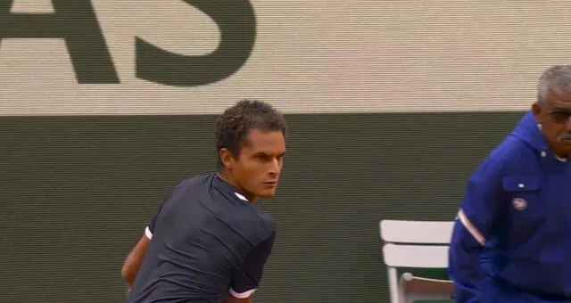 Juan Pablo Varillas ante Félix Auger-Aliassime