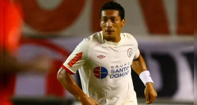 Carlos Galván en su etapa como jugador de Universitario.