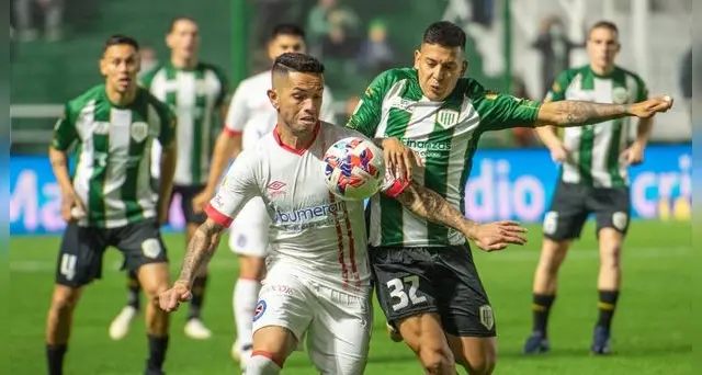 Banfield contra Argentinos Juniors.