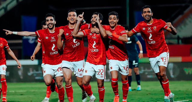 Al-Ahly es uno de los equipos que tiene más trofeos en la historia.