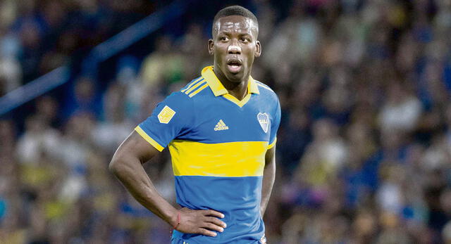 Luis Advíncula llegó a Boca Juniors el 2021.