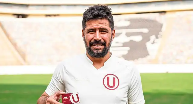 Mauro Cantoro, Universitario Mauro Cantoro, Universitario