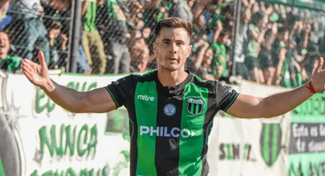 Facundo Castro en Nueva Chicago. Facundo Castro en Nueva Chicago.