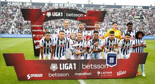 Plantel de Alianza Lima 2022.