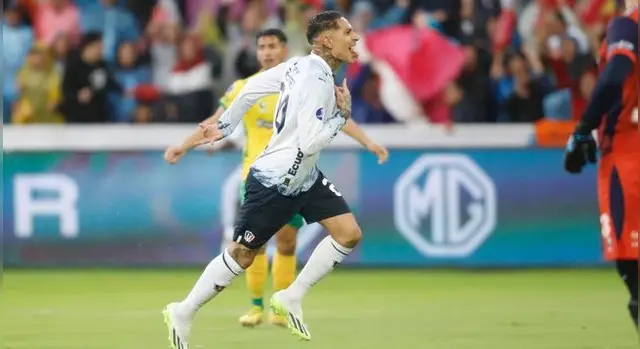 Paolo Guerrero anotó un doblete en la primera semifinal.   