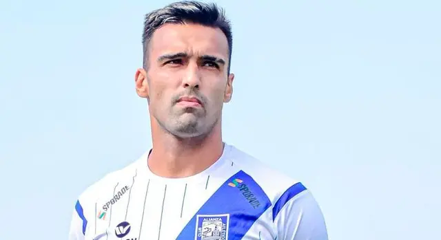 Adrián Fernández en Alianza Atlético